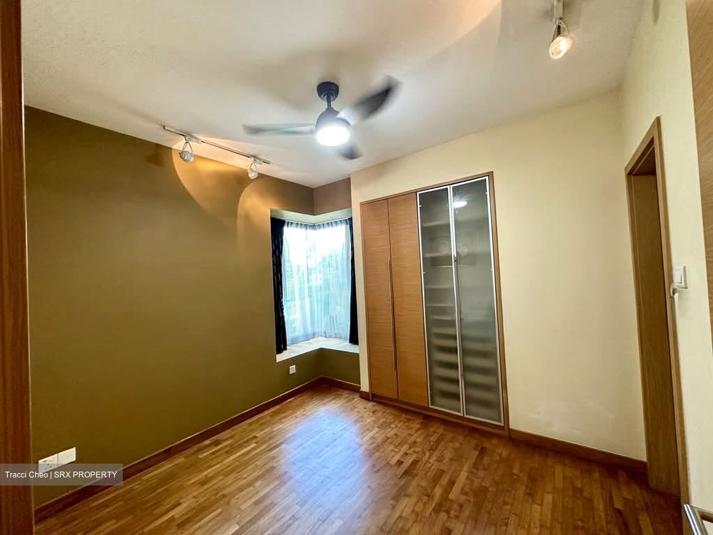 Savannah Condopark (D18), Condominium #570610051